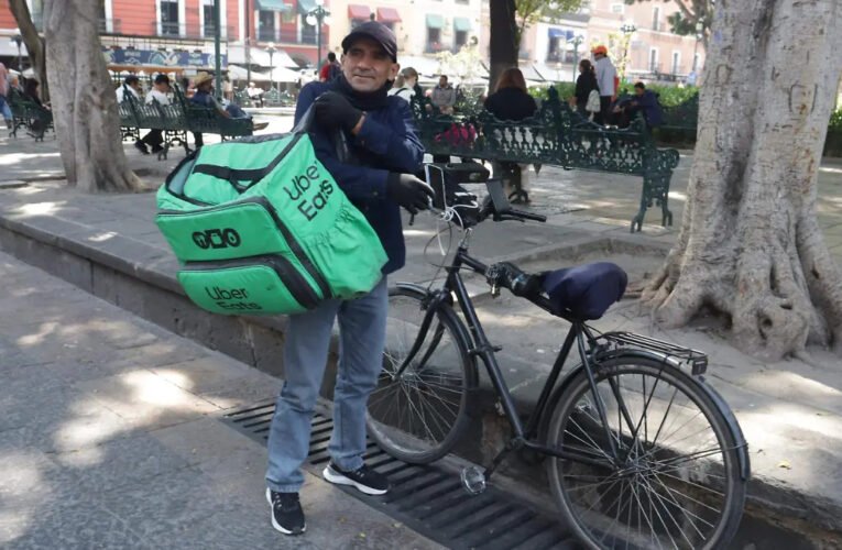 Repartidores y choferes de apps, por fin con derechos laborales: inicia reforma piloto en Puebla