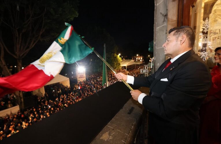Con fervor patrio, Puebla celebra el primer Grito de Independencia del gobernador Alejandro Armenta