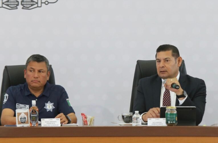 Con orden y respeto a la ley, Puebla fortalece el trabajo con organizaciones