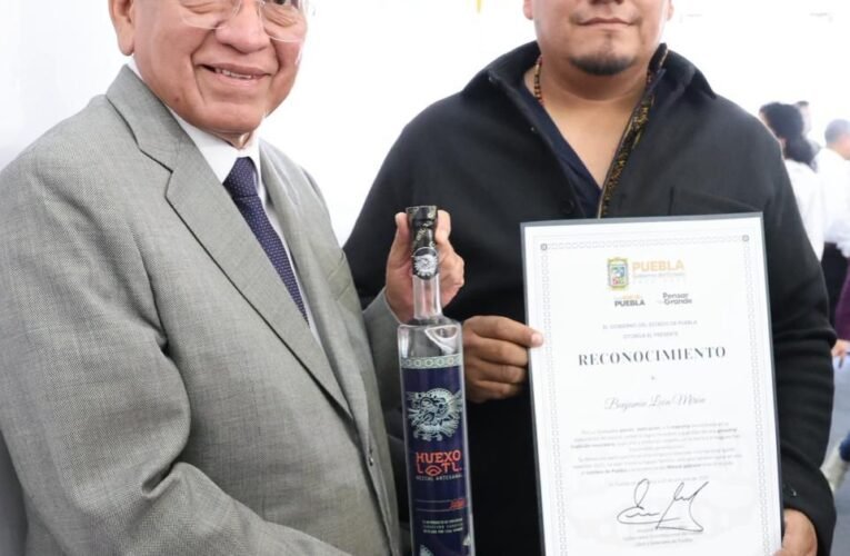 Puebla se consolida como potencia mezcalera y conquista el Spirits Selection 2025