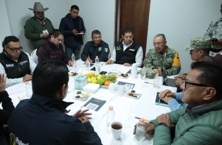 Gobierno de Puebla brinda atención inmediata a familias afectadas por lluvias en la Sierra Norte