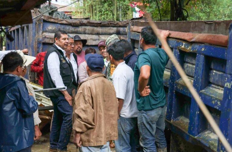 Gobierno de Puebla mantiene coordinación con autoridades federales para apoyar a familias afectadas en la Sierra Norte