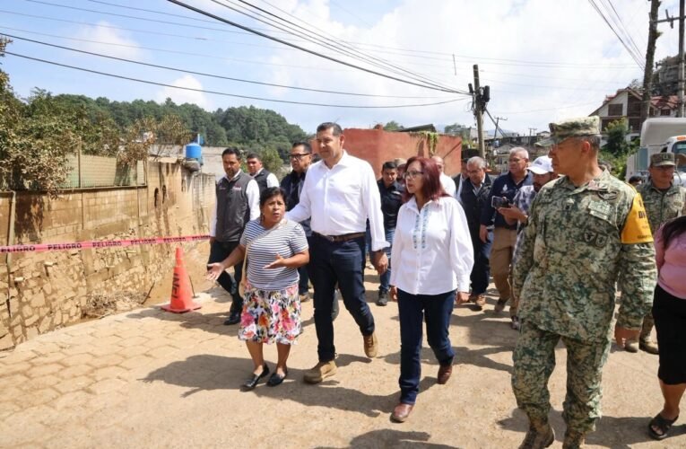 Gobierno de Puebla supervisa limpieza y reconstrucción de viviendas en Huauchinango